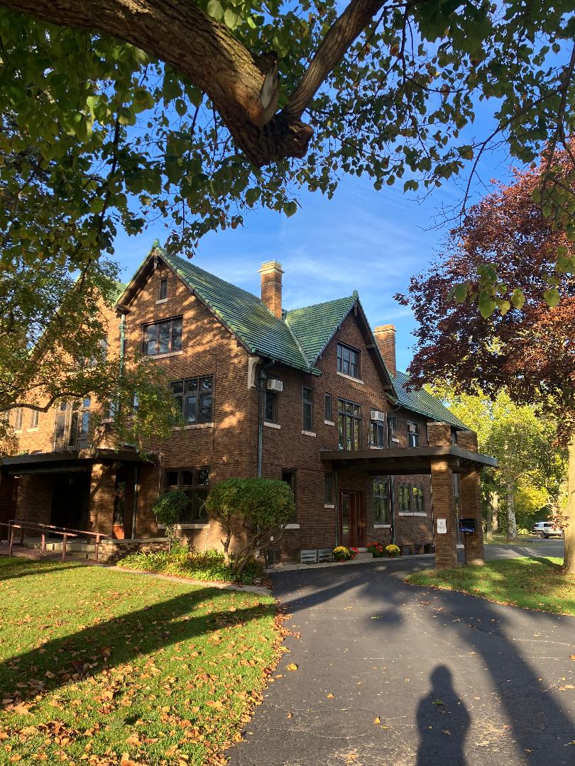 Dentist in Saginaw, MI